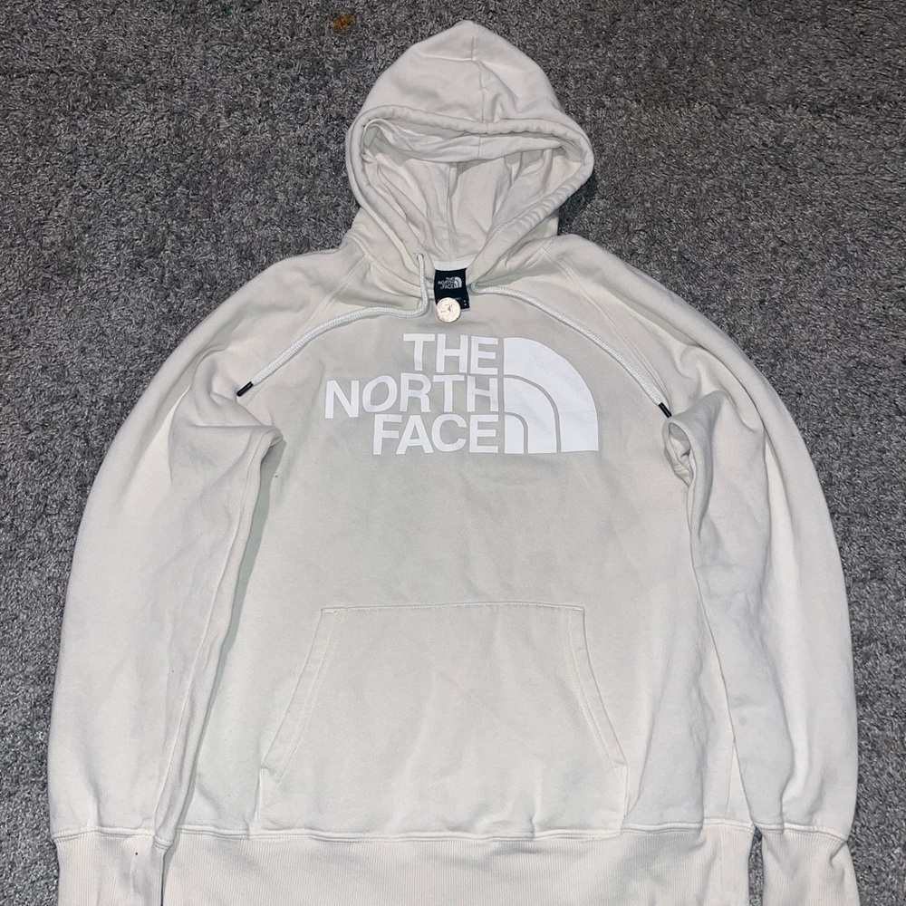 The North Face Men's White Hoodie long sleeve